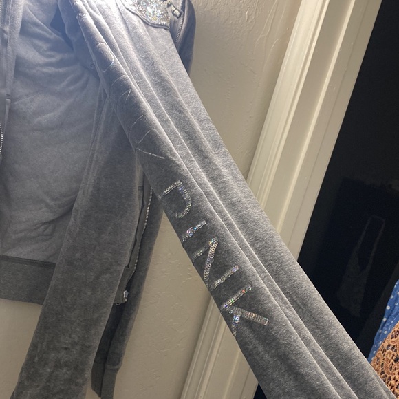 Sold out Rare Limited Edition Victoria Secret Fashion show 2013 brand new - Picture 13 of 14